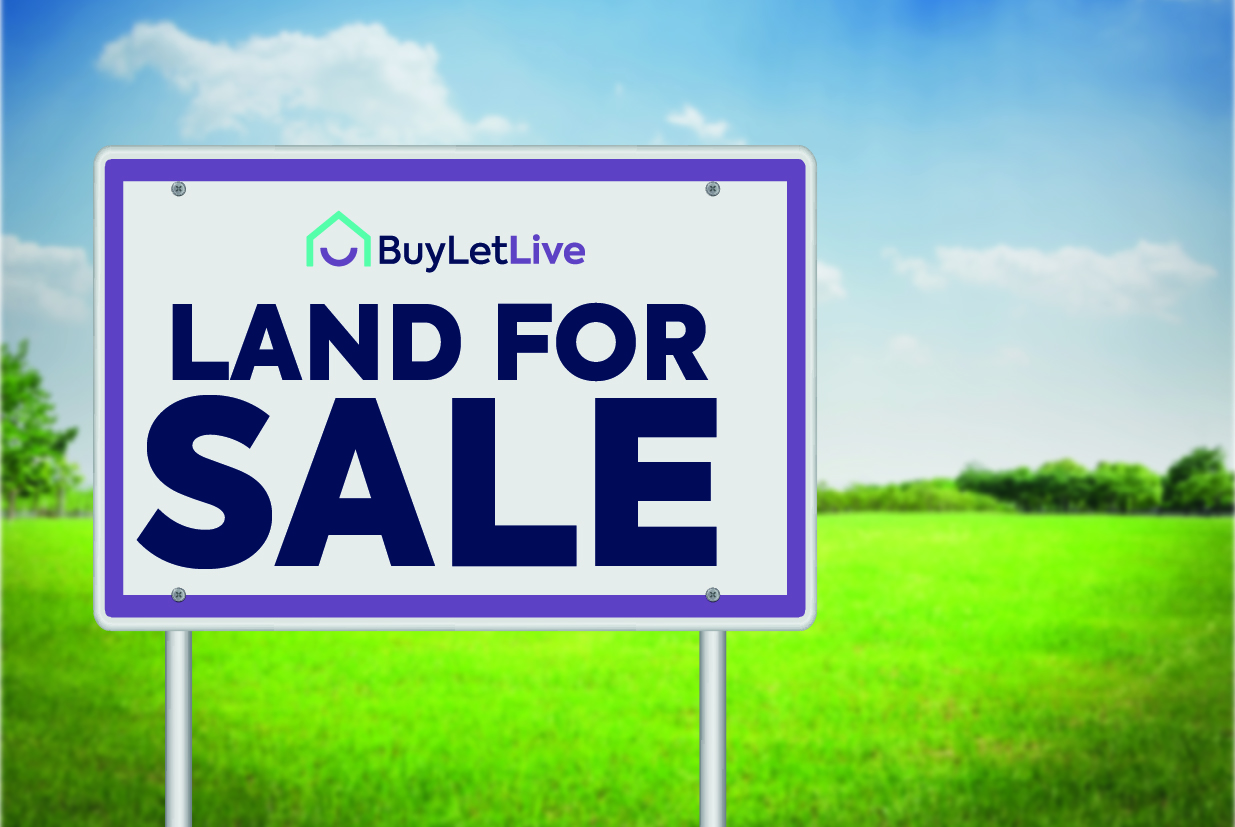Land for sale at New Garage Road, Ibadan, Nigeria