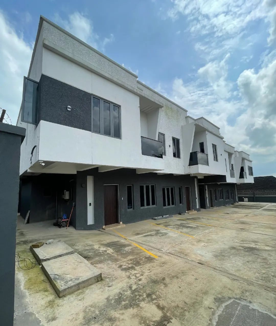 4 bedrooms Semi Detached Duplex for sale at Magodo GRA Phase 1