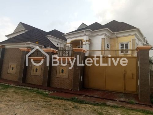 A modern and tastefully built 4-Bedroom detached duplex with BQ