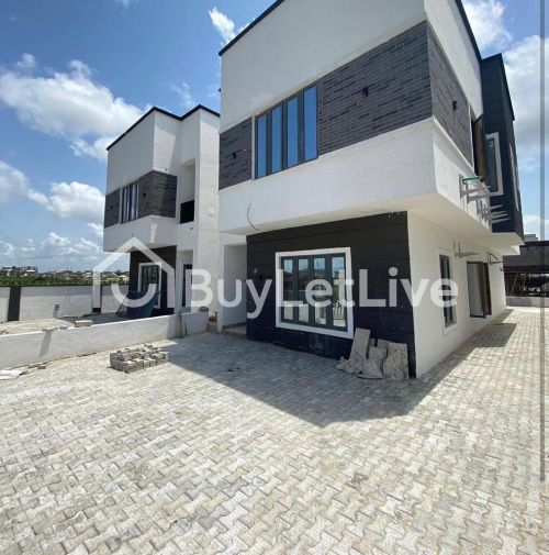 1 unit 5 bedrooms Nicely Finished Semi Detached Duplex