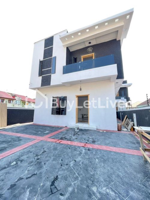 4 BEDROOM FULLY DETACHED DUPLEX WITH BQ FOR SALE